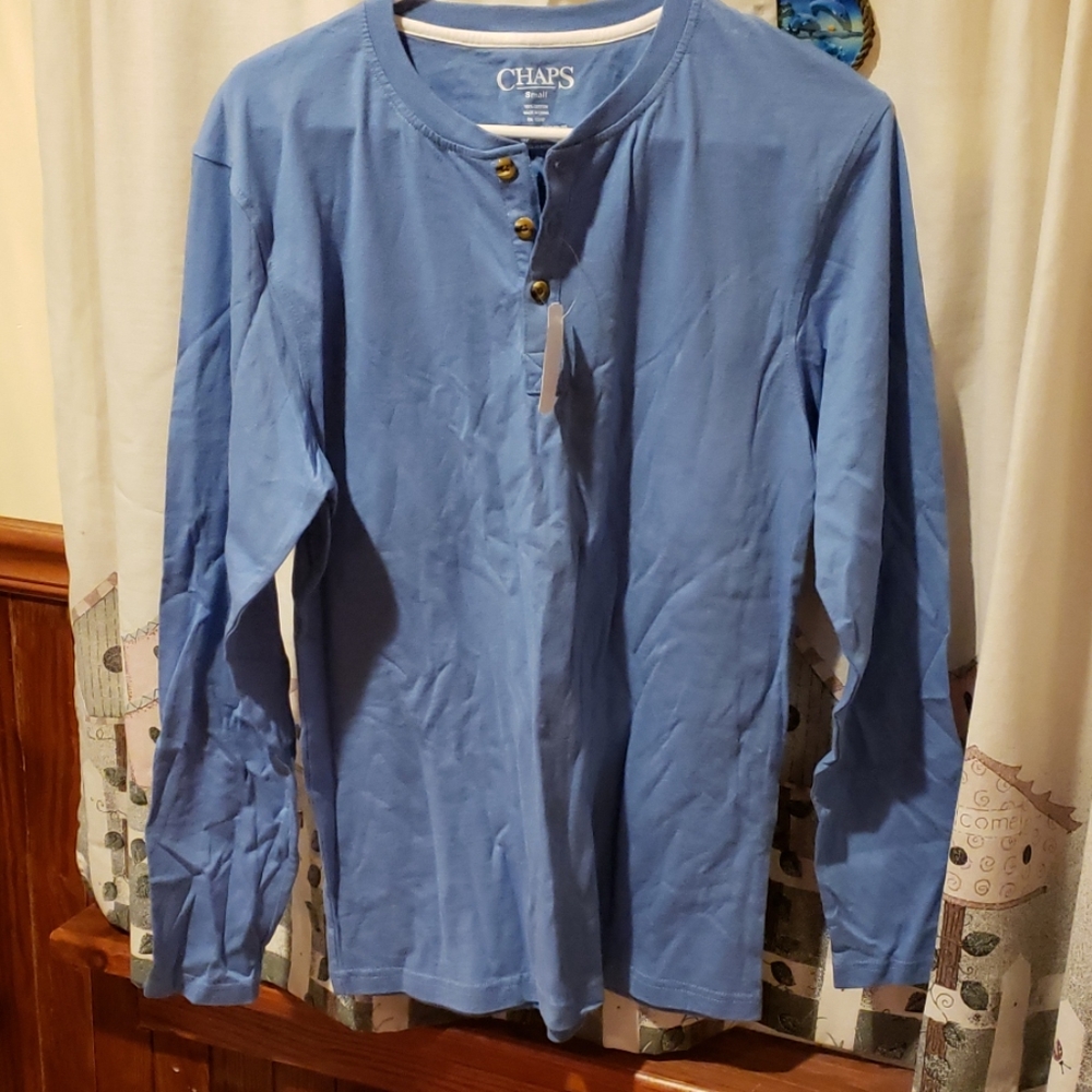 Men's crewneck shirt